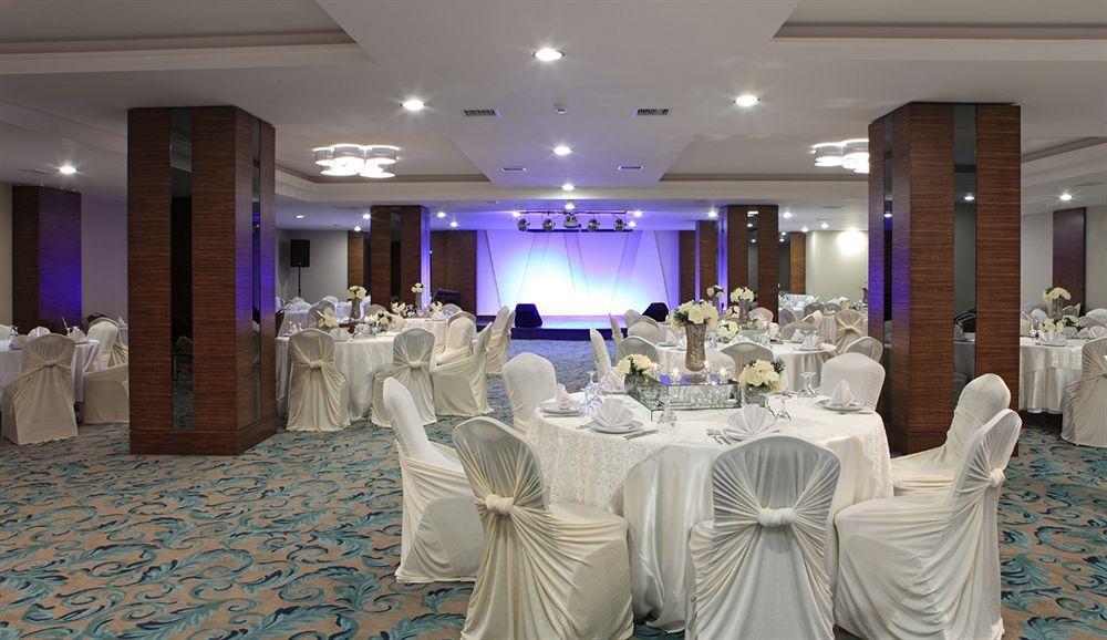 Eyuboglu Hotel Ankara Buitenkant foto