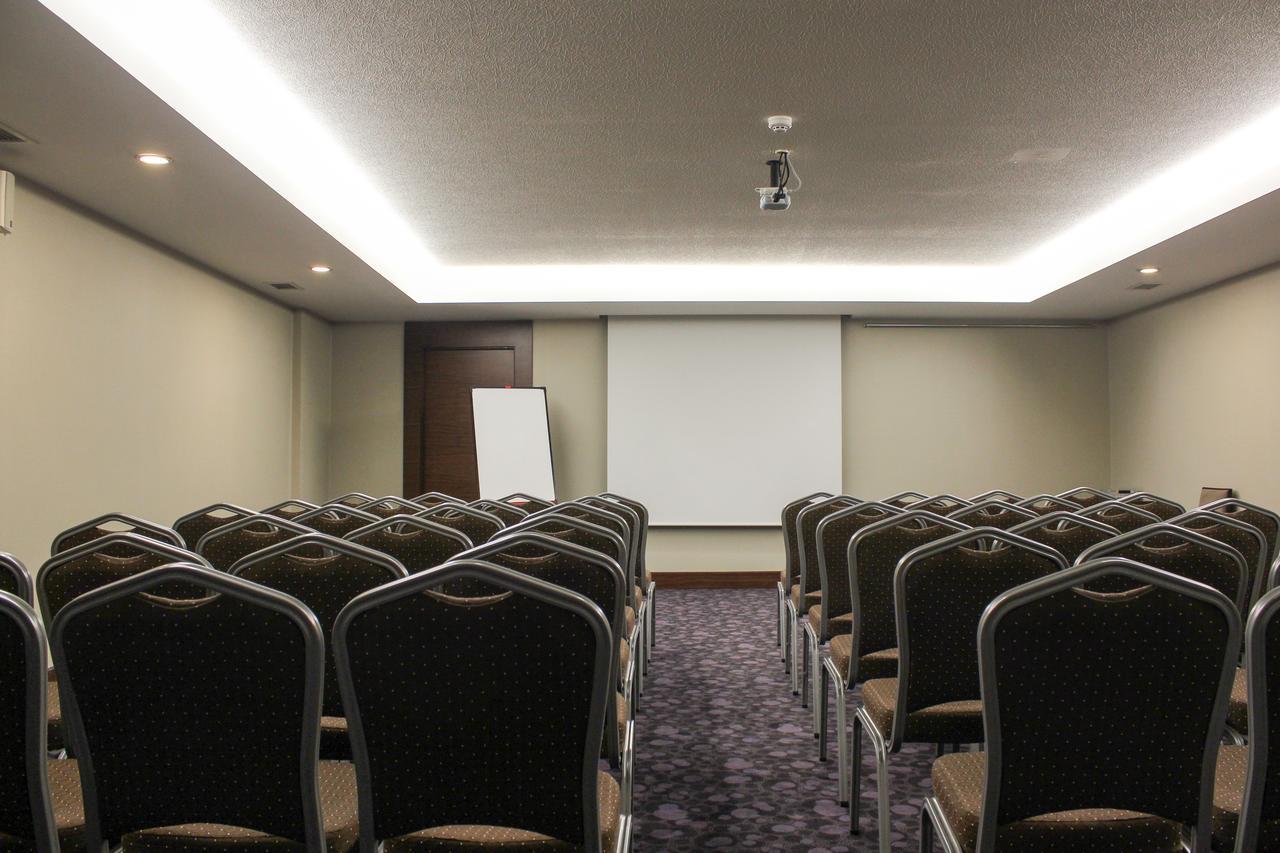 Eyuboglu Hotel Ankara Buitenkant foto
