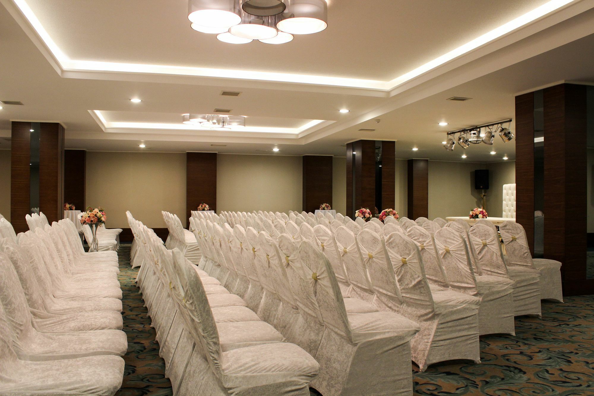 Eyuboglu Hotel Ankara Buitenkant foto